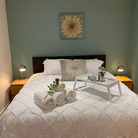 Modern, City Centre, Studio Apartment With Free Wifi, Gym Access, Netflix - West One شيفيلد المظهر الخارجي الصورة